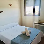 Excelente Habitacion Para Una Persona Con Bano Privado En Piso Compartido Con Una Familia