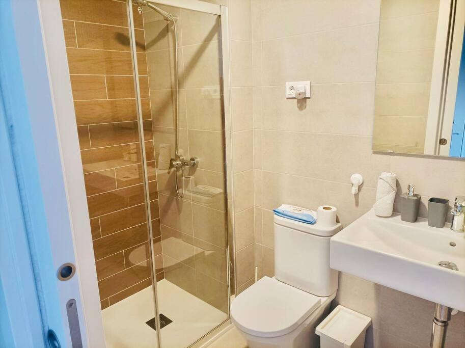 Excelente Habitacion Para Una Persona Con Bano Privado En Piso Compartido Con Una Familia Apartment Palma